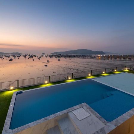 Shin Arch39 Phuket Beach Front - Sha Plus Chalong Exterior photo