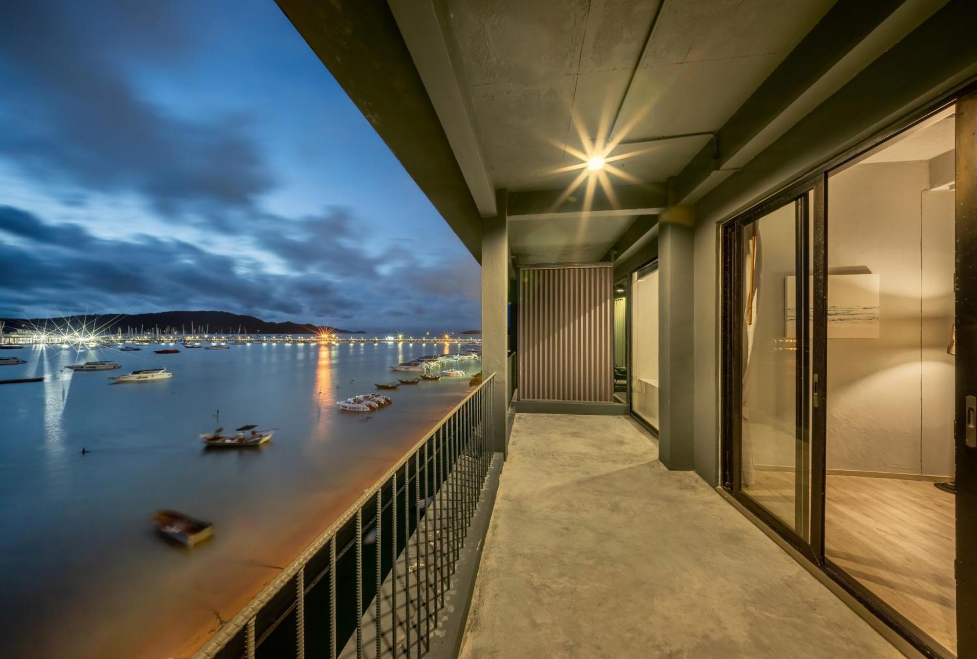 Shin Arch39 Phuket Beach Front - Sha Plus Chalong Exterior photo